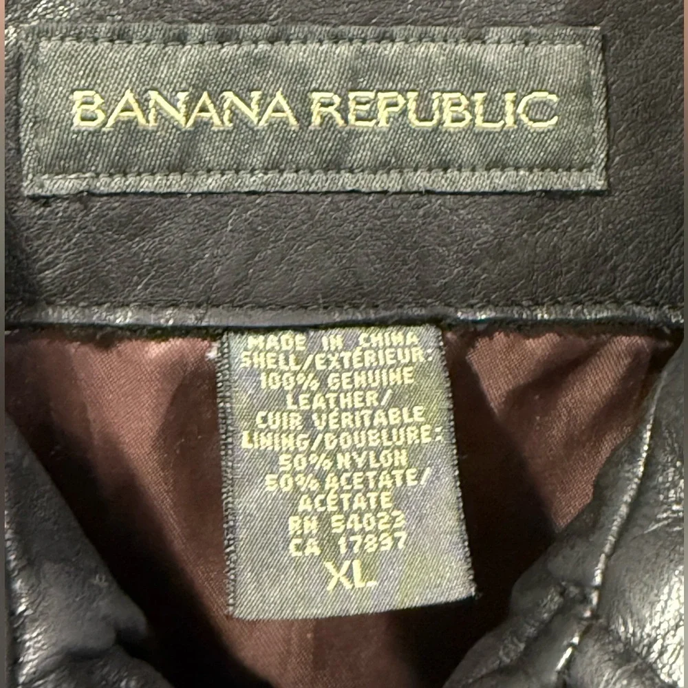 Vintage Banana Republic 100% Genuine Leather Black Bomber Jacket Men’s Size XL